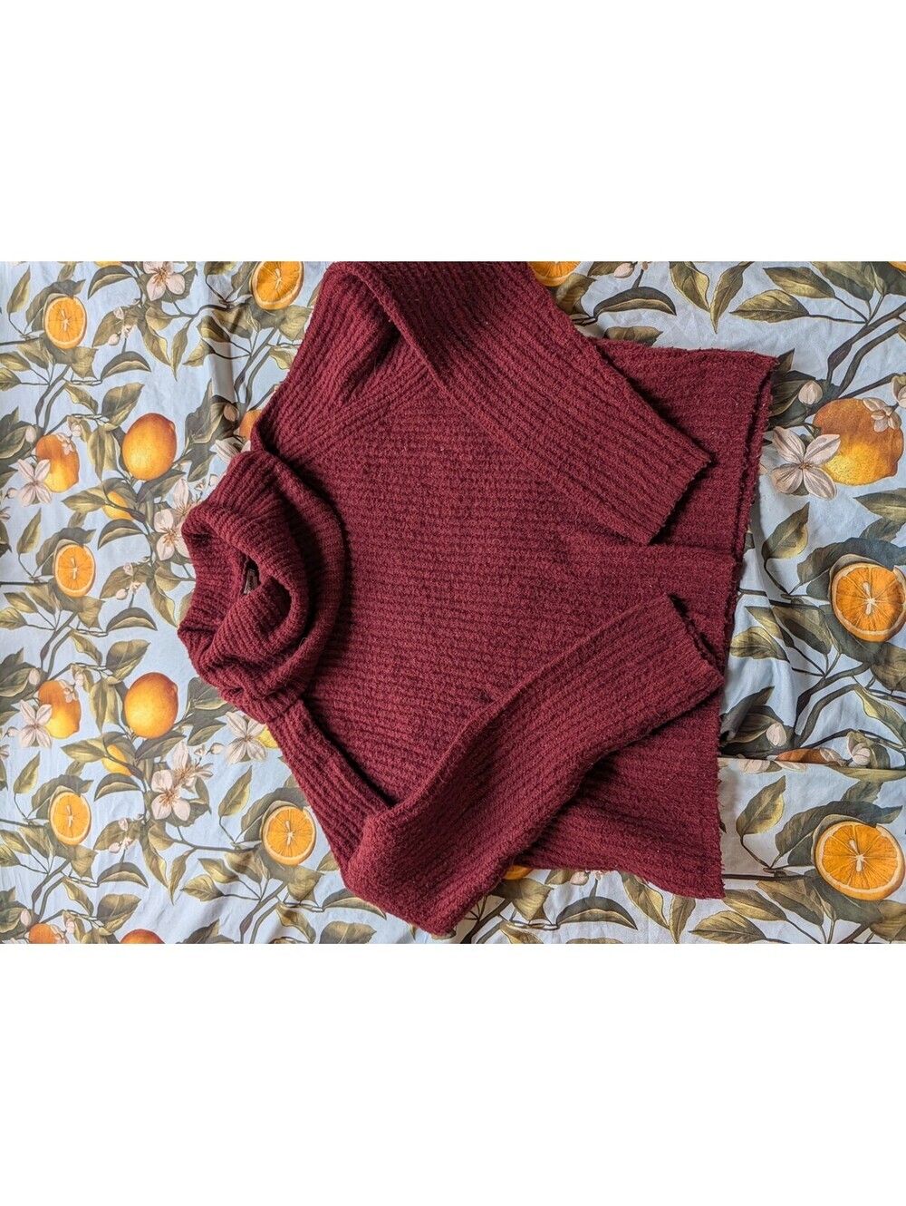 Women's Garage Maroon Knit Turtleneck Sweater – Size Medium